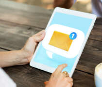 Générer des revenus hors convention grâce à la newsletter payante